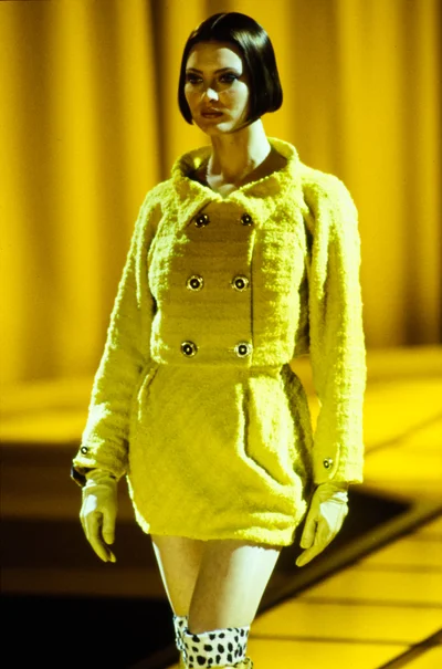 Look 19
